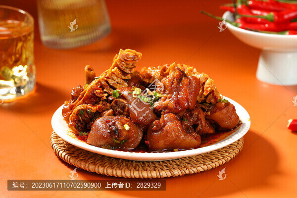 麻辣豬腳