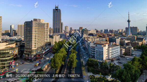夏日里的中國長春城區(qū)晨景