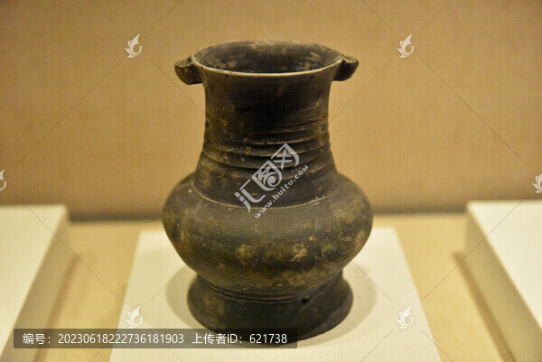 良渚文化出土陶器