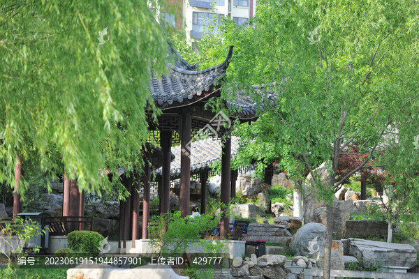 公園涼亭