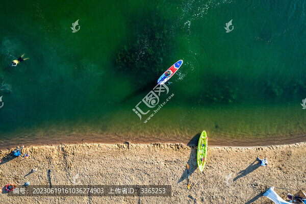 沙漠綠洲