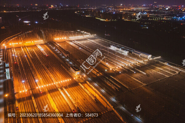 俯拍動(dòng)車運(yùn)用所高鐵動(dòng)車組列車