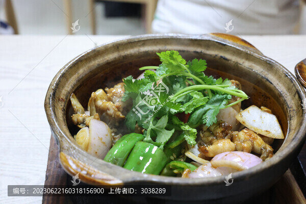 粵菜砂鍋啫啫田雞