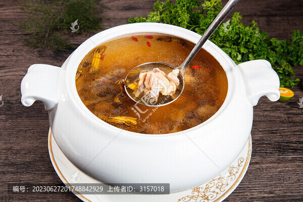 瓦罐雞湯