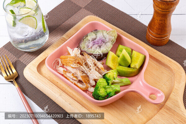 熏雞肉輕食餐