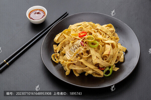 涼拌豆腐絲