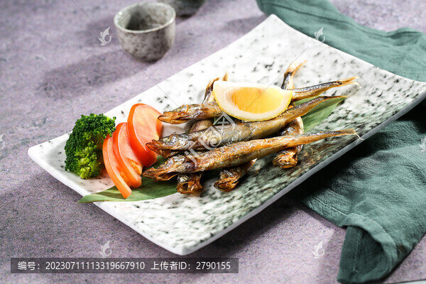 鹽烤多春魚
