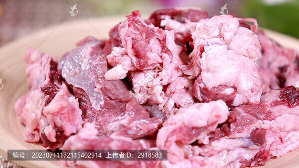 牛腩肉頭下腳料筋頭巴腦