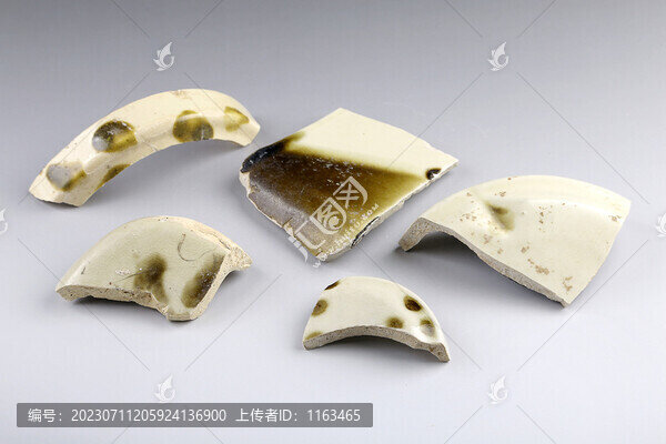 古代陶瓷碎片