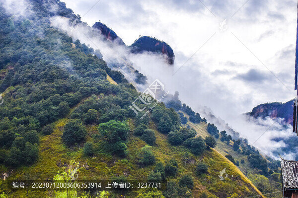 云南麗江老君山風(fēng)光
