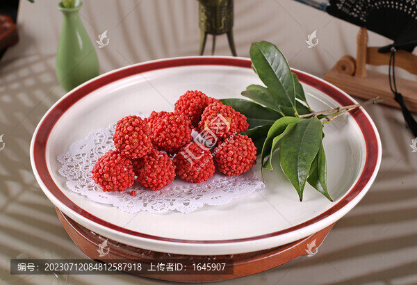 荔枝楊梅甜點(diǎn)