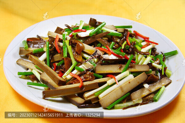 韭菜炒豆干
