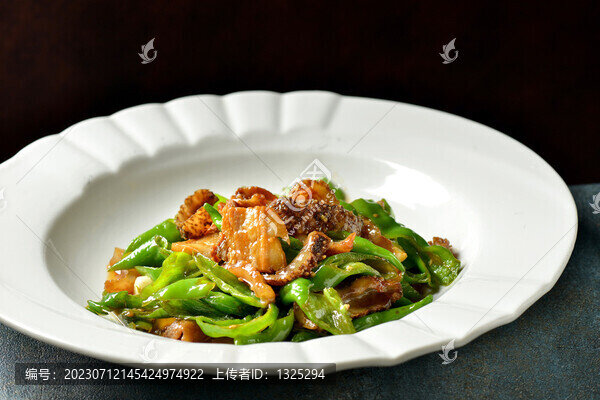 樟樹(shù)椒炒海參