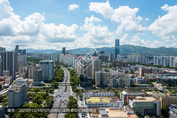 深圳福強(qiáng)路兩邊建筑高樓