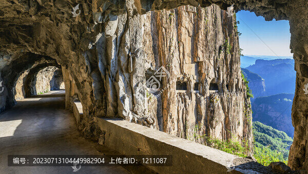 昆山掛壁公路