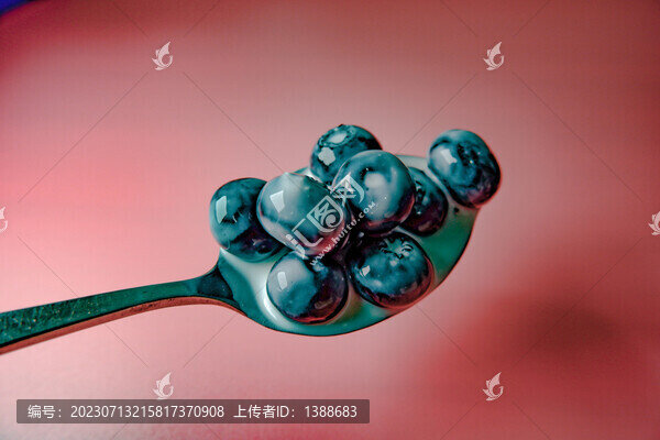 藍莓奶昔