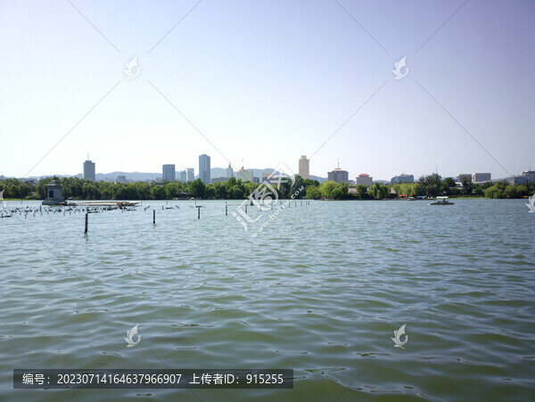 大明湖