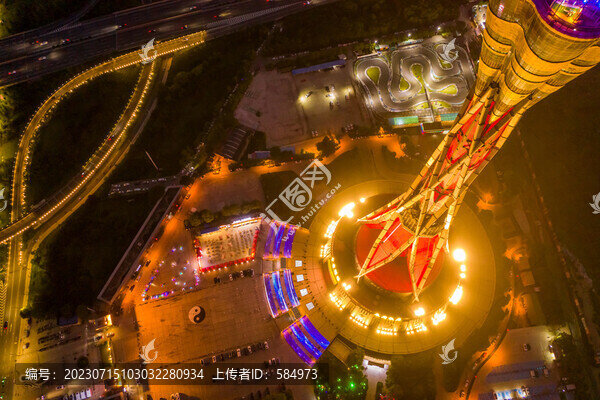 航拍鄭州中原福塔夜景地標燈光