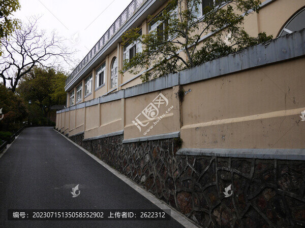 階梯圍墻