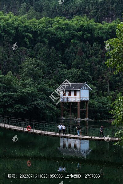 鵝眉山清音湖