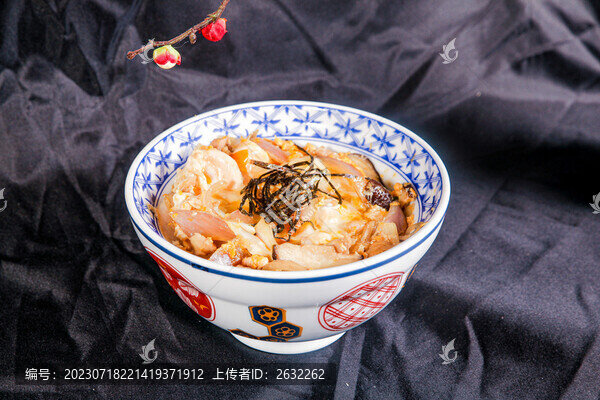 雞肉滑蛋飯定食