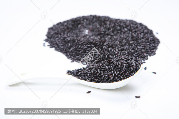 綠色健康的黑米
