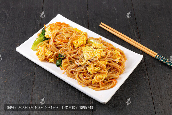 雞蛋炒粉