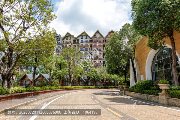 高檔住宅小區(qū)內(nèi)景