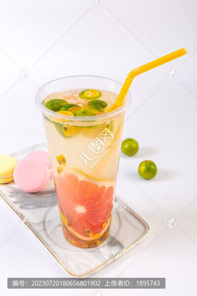 西柚青桔百香果果飲