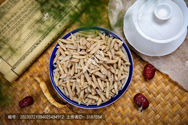 養(yǎng)陰生津的麥冬