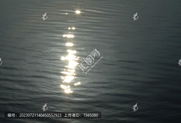 水面星光