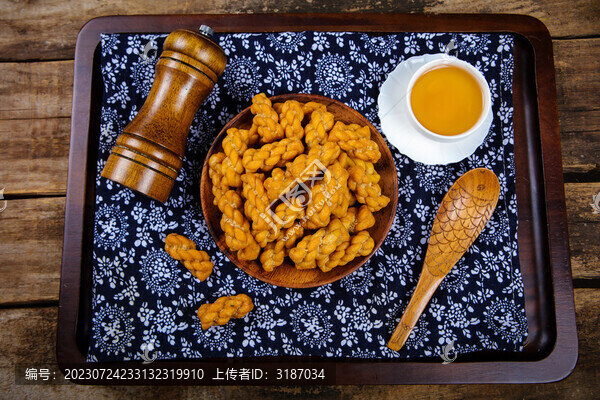 酥脆的小麻花