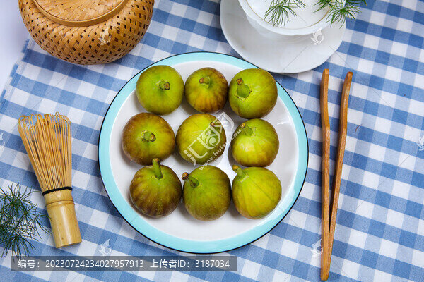 新鮮的無(wú)花果