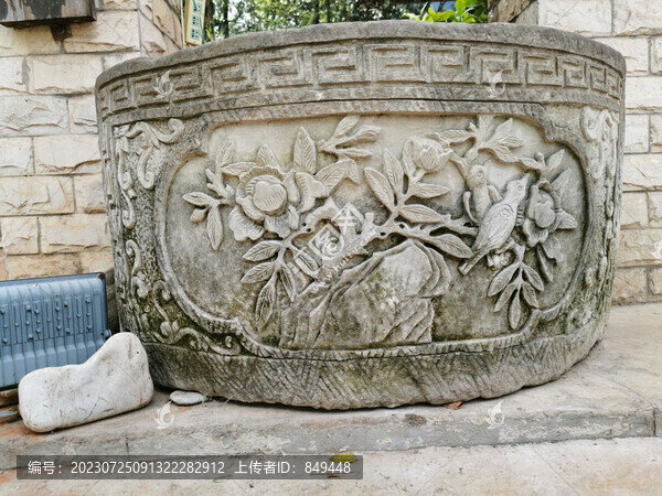 雕花石缸水缸