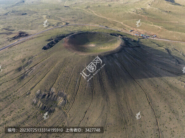 烏蘭哈達(dá)火山