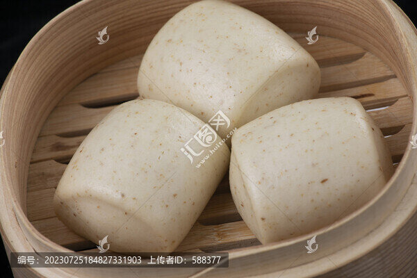 傳統(tǒng)面食牛奶燕麥刀切饅頭