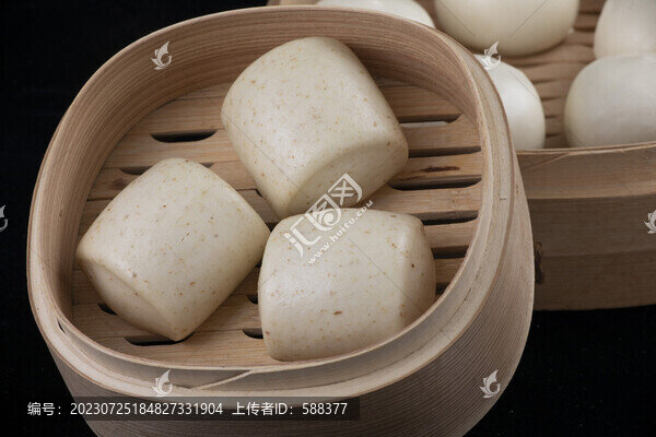傳統(tǒng)面食牛奶燕麥刀切饅頭