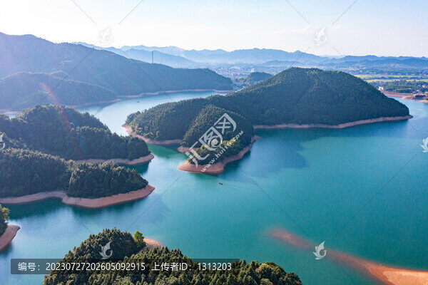 航拍湖南衡陽(yáng)常寧市常寧天湖