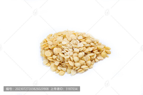 干凈無雜質(zhì)的桃仁