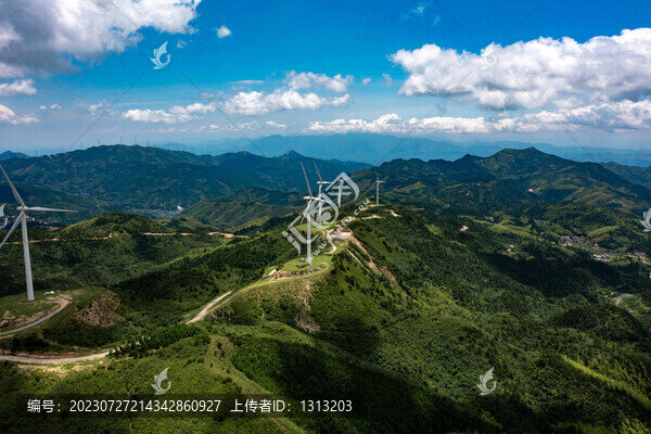 航拍湖南郴州仰天湖大草原