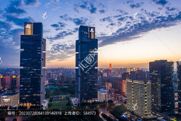 航拍鄭州綠地雙子塔天際線夜景