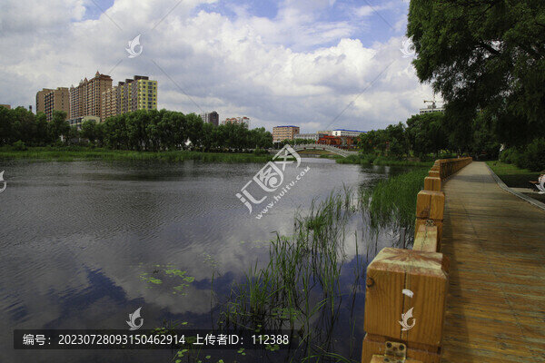 水上公園旅游景點山青綠成蔭