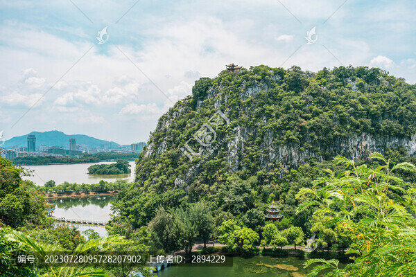 廣東肇慶七星巖旅游攬?jiān)峦? title=