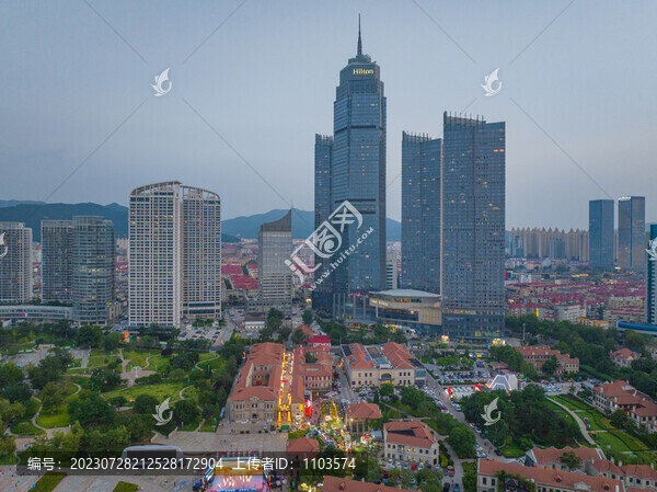 航拍煙臺濱海廣場夜景