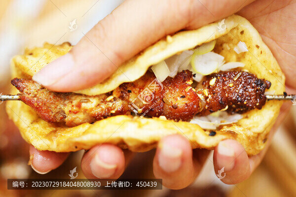 小餅卷燒烤