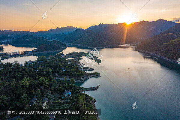 航拍湖南湘西酉水河風(fēng)光