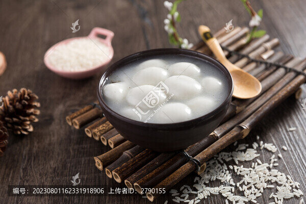 黑芝麻湯圓