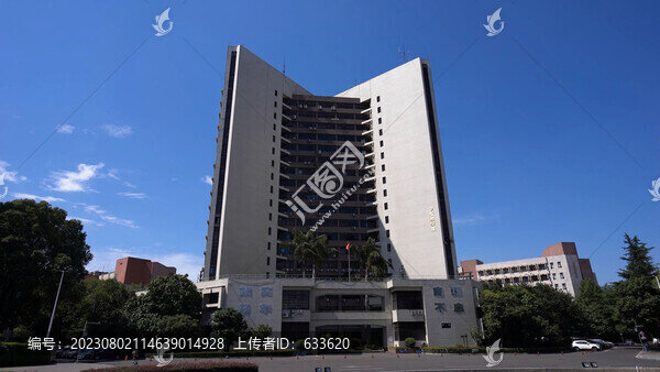 西南交通大學(xué)南門