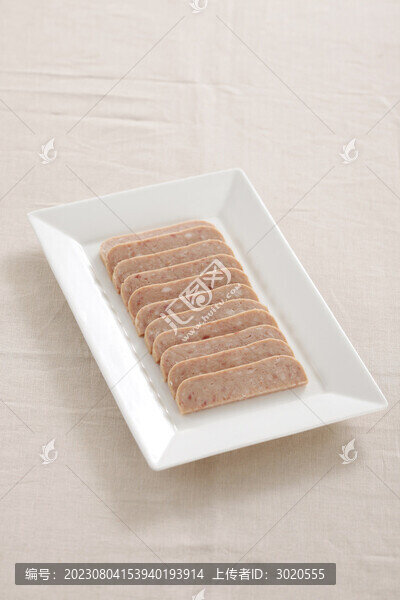 梅林午餐肉