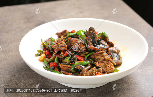 青椒鱔段